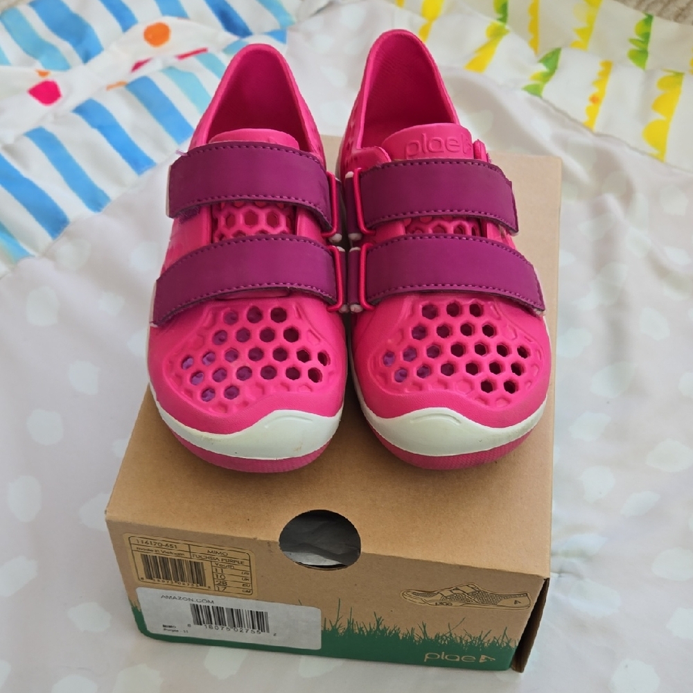 Plae Shoes